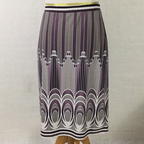 BCBGMaxAzria Dresses & Skirts - BCBG Max Azria Art Deco stretchy pencil skirt - gorgeous, comfy